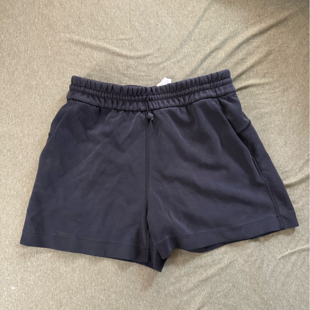 Lululemon Softstreme High-Rise Short 4”